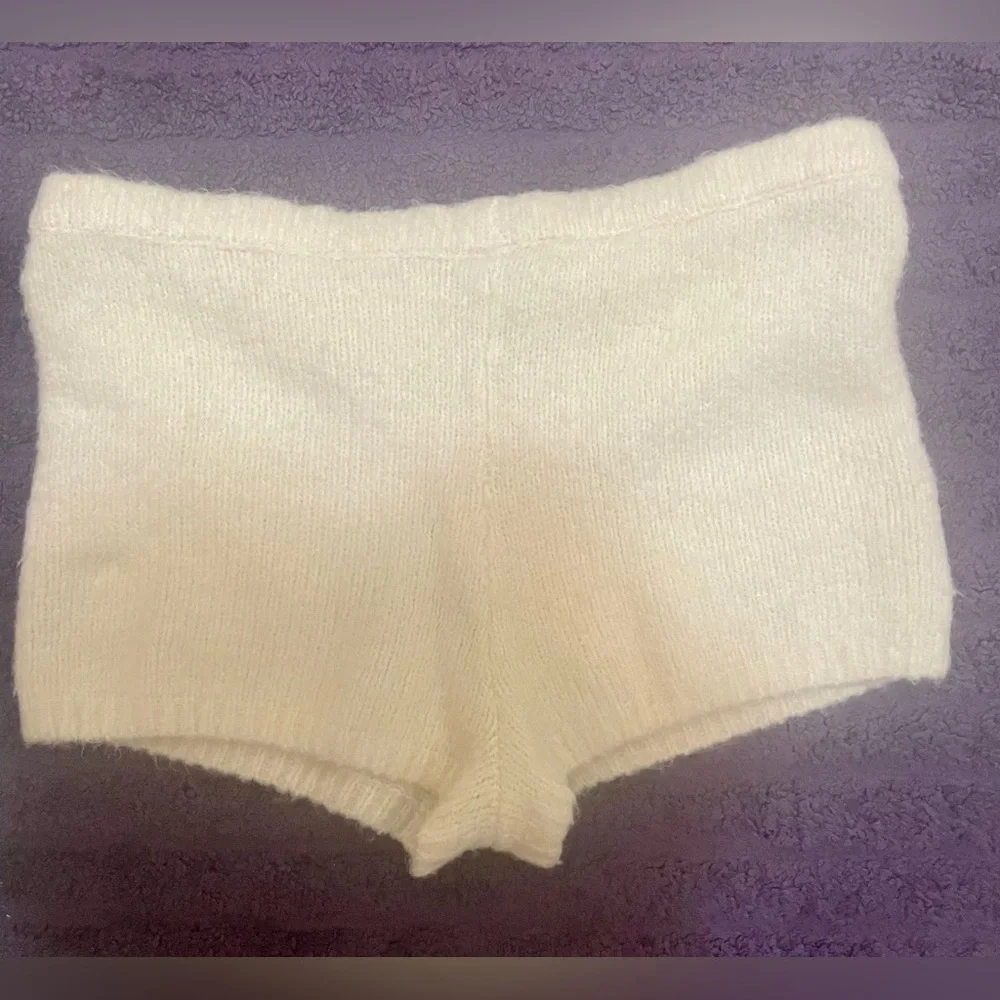 Victorias Secret Cream Knit Boyshorts NWOT